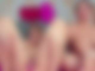 Carolinee-Torres's Live Sex Cam Show