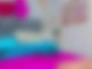 Carolinee-Torres's Live Sex Cam Show
