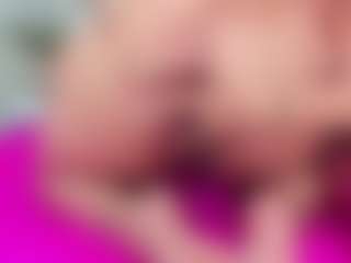 Carolinee-Torres's Live Sex Cam Show