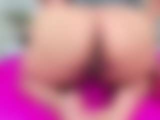 Carolinee-Torres's Live Sex Cam Show