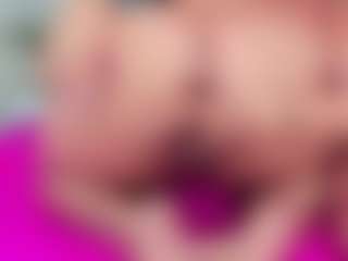 Carolinee-Torres's Live Sex Cam Show