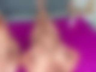 Carolinee-Torres's Live Sex Cam Show