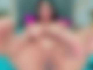 Carolinee-Torres's Live Sex Cam Show