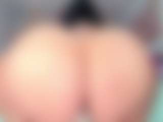 Carolinee-Torres's Live Sex Cam Show