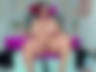Carolinee-Torres's Live Sex Cam Show