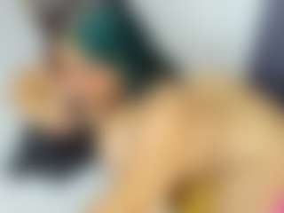 Live cam show with Carolinee-Torres - Red Hair Cum on Dolls Live
