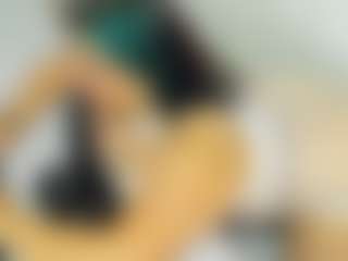 Live cam show with Carolinee-Torres - Red Hair Young Adult on madthumbs