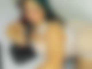 Live cam show with Carolinee-Torres - Red Hair Young Adult on Camsoda