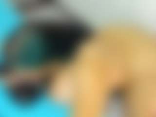 Carolinee-Torres's Live Sex Cam Show
