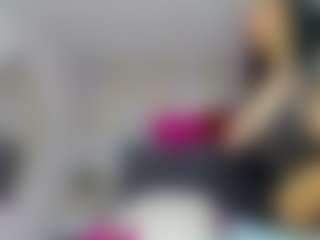Carolinee-Torres's Live Sex Cam Show