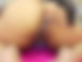 Live cam show with Carolinee-Torres - Young Adult on CamClone