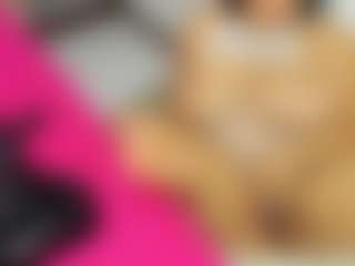 Carolinee-Torres's Live Sex Cam Show