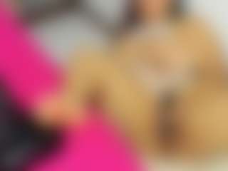 Carolinee-Torres's Live Sex Cam Show