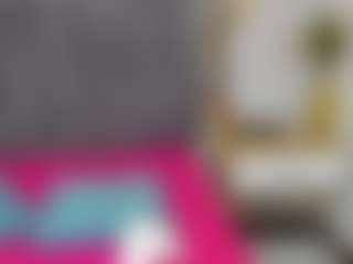 Carolinee-Torres's Live Sex Cam Show