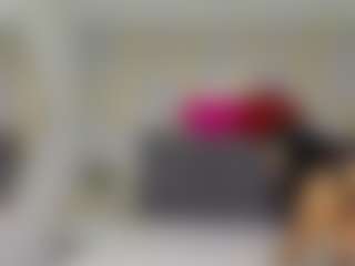 Carolinee-Torres's Live Sex Cam Show