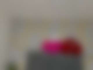 Carolinee-Torres's Live Sex Cam Show