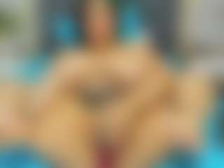 Live cam show with Carolinee-Torres - Strip Red Hair on Fling VIP Chat