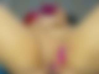 Carolinee-Torres's Live Sex Cam Show