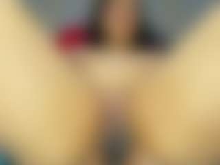 Carolinee-Torres's Live Sex Cam Show