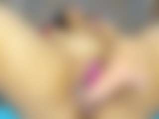 Cam Show en direct de Carolinee-Torres