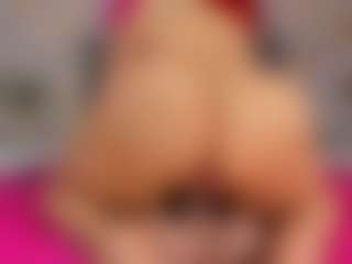 Carolinee-Torres's Live Sex Cam Show