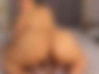 Carolinee-Torres's Live Sex Cam Show