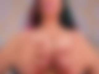 Live cam show with Carolinee-Torres - Threesome on Camsoda