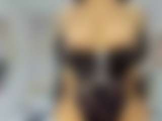 Live-camshow met Carolinee-Torres - Brown Eyes Red Hair op Camsoda