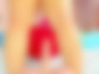 Live cam show with Carolinee-Torres - Camel Toe on Camsoda