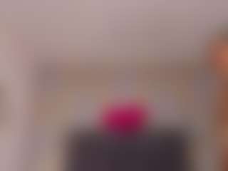 Live cam show with Carolinee-Torres - Ass Bouncing on hrnylive.com