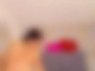 Live cam show with Carolinee-Torres - Red Hair Young Adult on Strip Flash - Live Sex Shows
