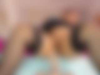 Carolinee-Torres's Live Sex Cam Show