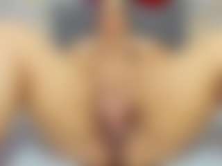 Carolinee-Torres's Live Sex Cam Show