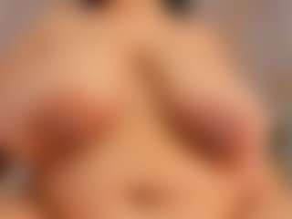 Carolinee-Torres's Live Sex Cam Show