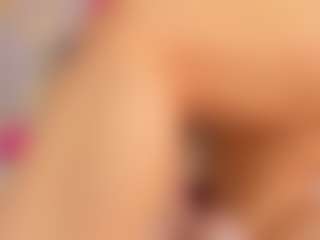 Carolinee-Torres's Live Sex Cam Show