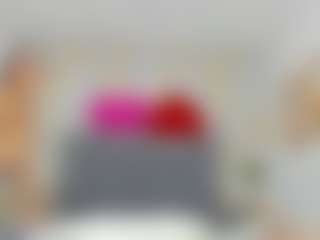 Carolinee-Torres's Live Sex Cam Show