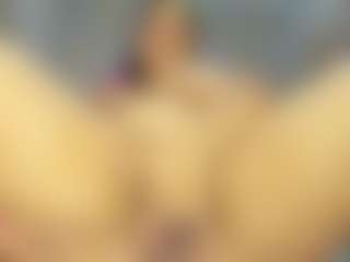Carolinee-Torres's Live Sex Cam Show