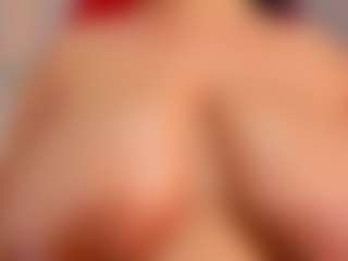 Carolinee-Torres's Live Sex Cam Show