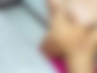 Carolinee-Torres's Live Sex Cam Show