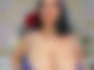 Carolinee-Torres's Live Sex Cam Show