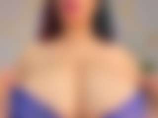Carolinee-Torres's Live Sex Cam Show