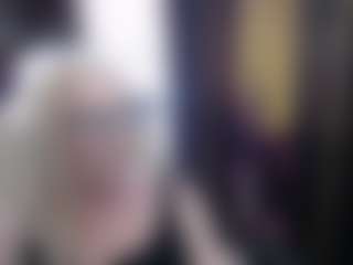 Live cam show with SofiaDream - Body on Milfs Live