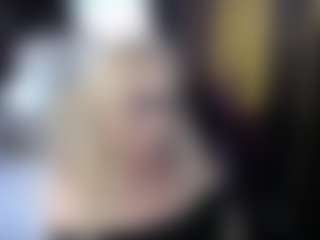 Live cam show with SofiaDream - Cougar on Chatstar