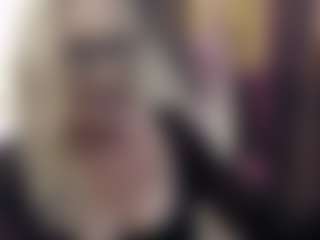 Live cam show with SofiaDream - Cougar on CamSextacy