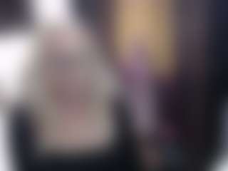 Live cam show with SofiaDream - Cougar on x69.live