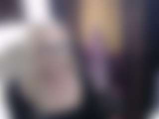 Live cam show with SofiaDream - Body on Milfs Live