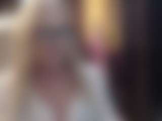 Live cam show with SofiaDream - Sph on Soda Cam