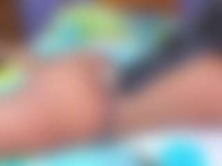 Live cam show with Angela-saenx - Cute on livesexfox.com