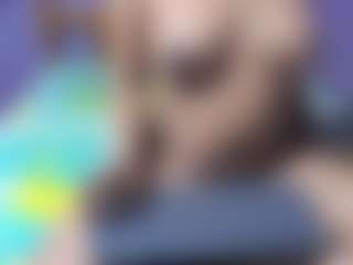 Live cam show with Angela-saenx - Ass Bouncing on CamSextacy