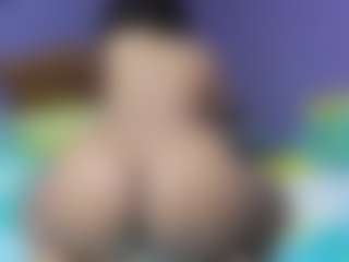 Live cam show with Angela-saenx - Flashing on galaxygirlnitro.com